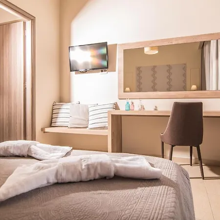 Petros Hotel